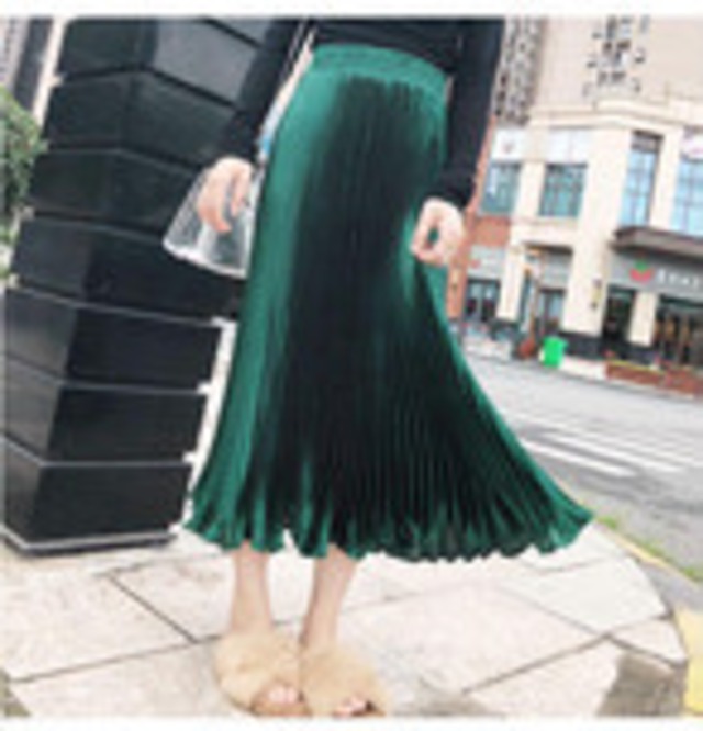 ★送料無料★フリ－(F)☆光沢メタリックロングプリ－ツスカ－ト[SKN9632]