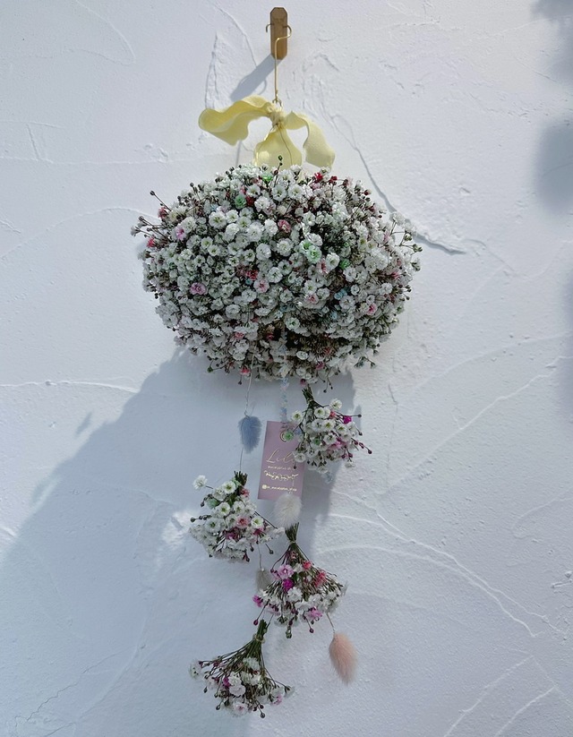 miniリースのフラワーモビール