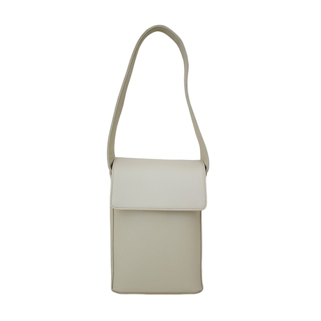 small bag / white
