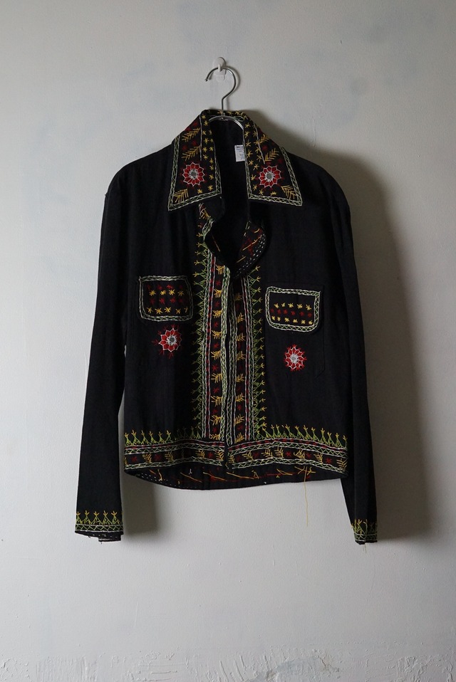 FLOWER EMBROIDERY SHIRT JACKET