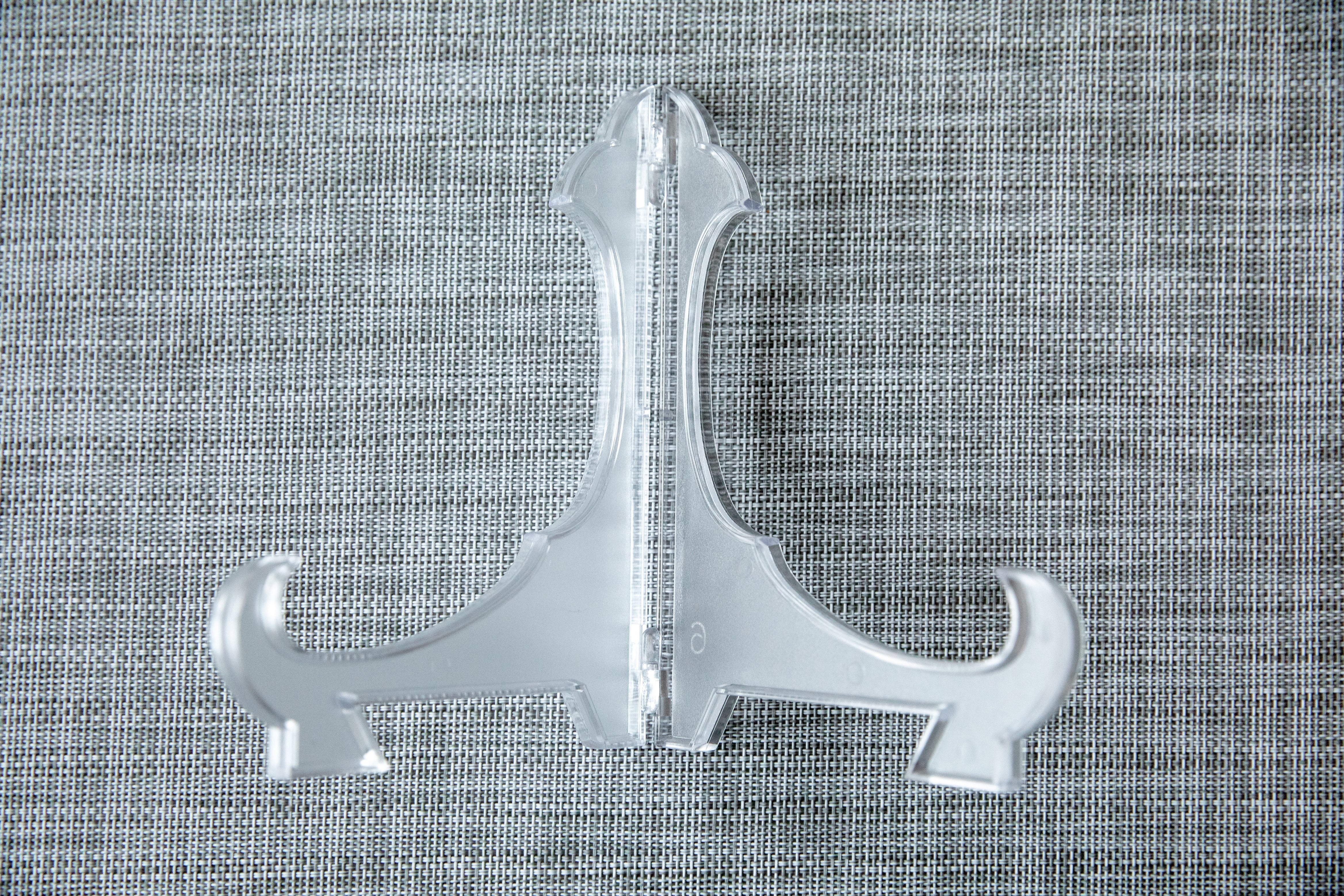 絵付けお皿立てディスプレイ台（クリスタル） | 絵付け体験.com