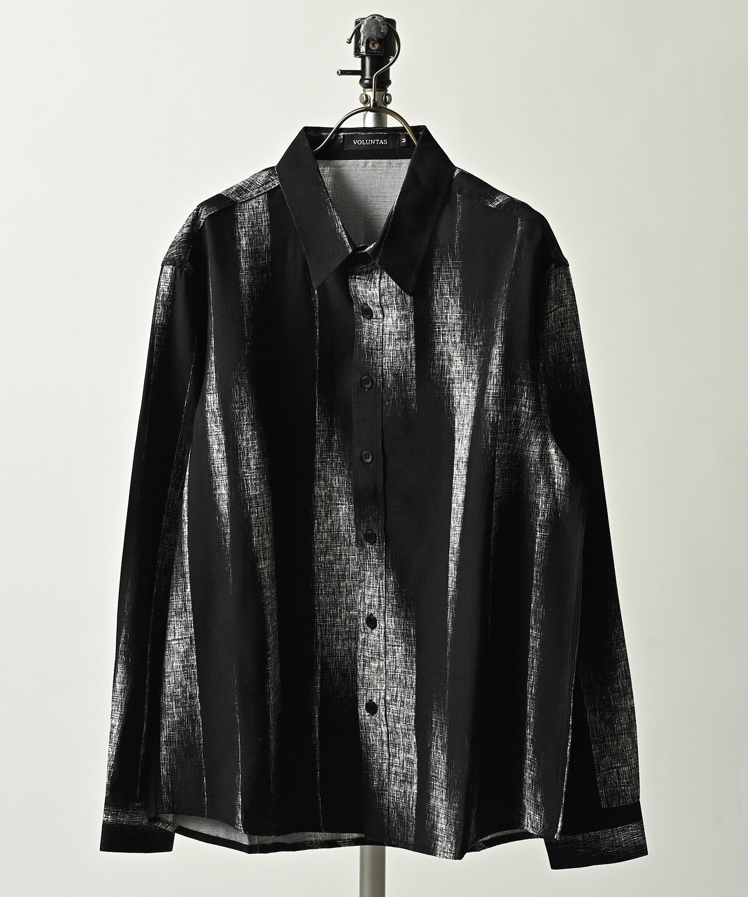 VOLUNTAS Striped print regular collar shirt (BLK) RS427002