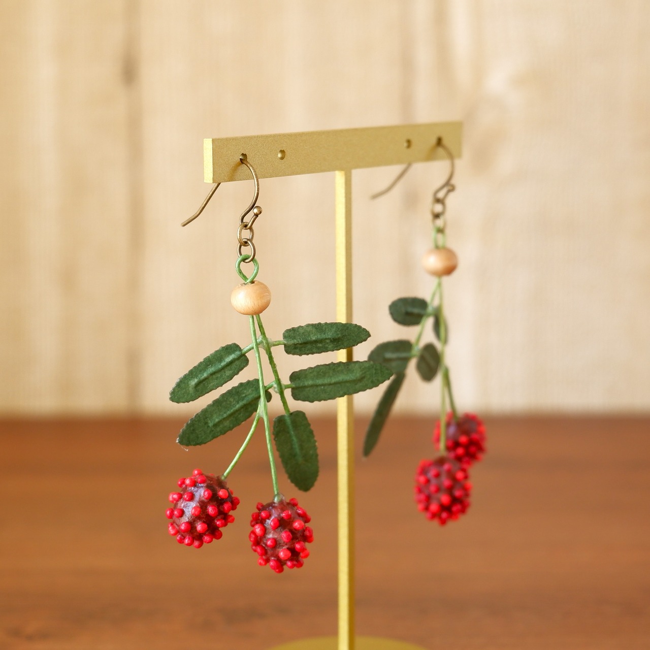 和紙の花『秋風にゆれるワレモコウ』イヤリング・ピアス