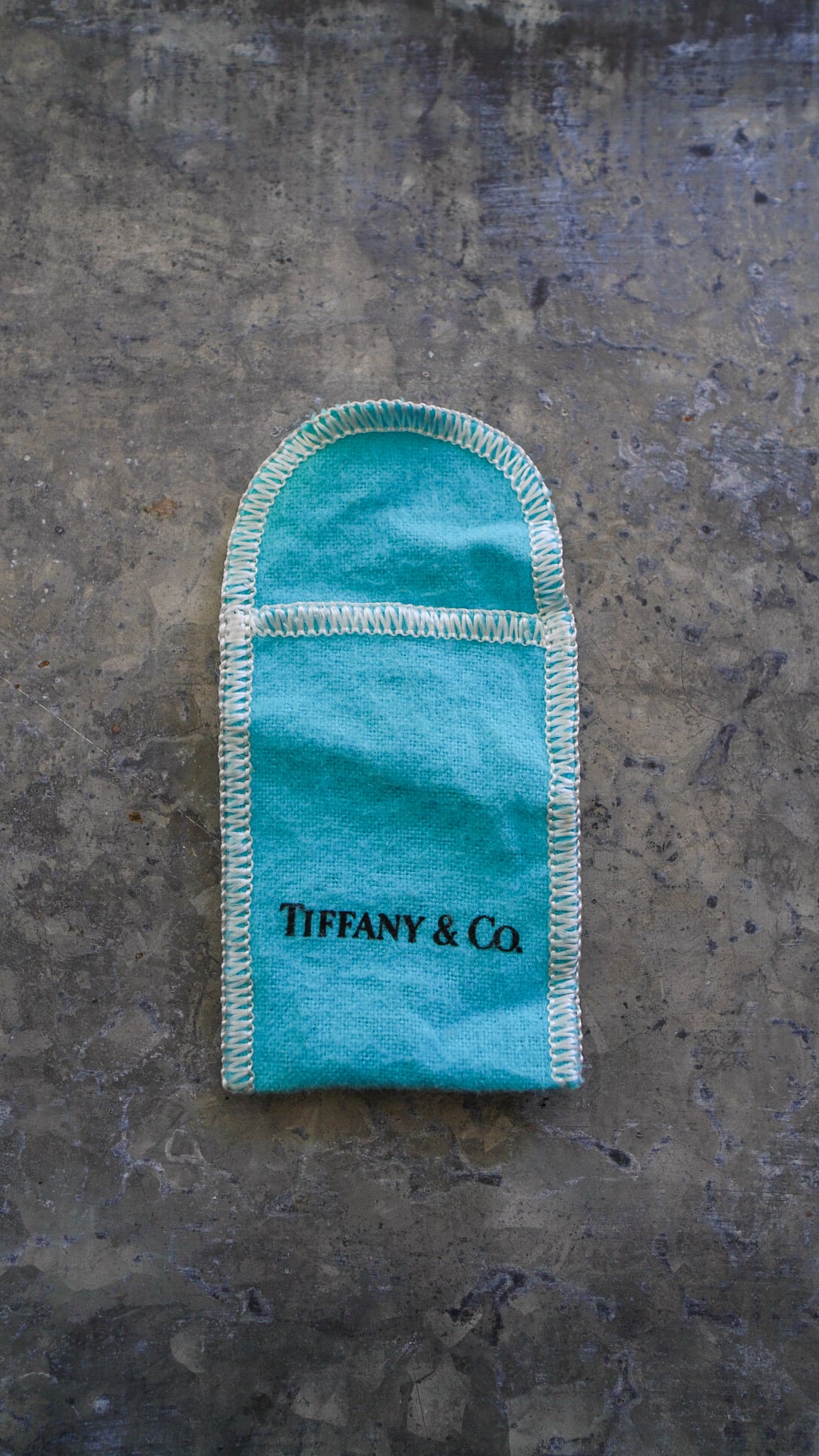 VINTAGE】TIFFANY&Co. ティファニー VOLVO ボルボ トライアングル型
