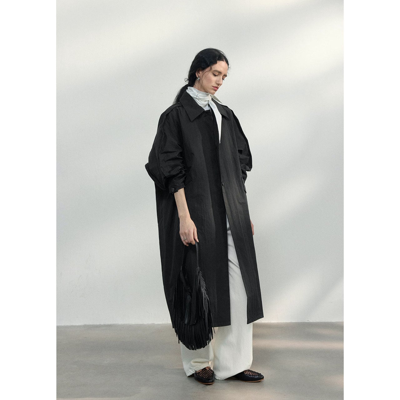 Volume Sleeve Simple Trench Coat | SSISIL 公式オンラインストア