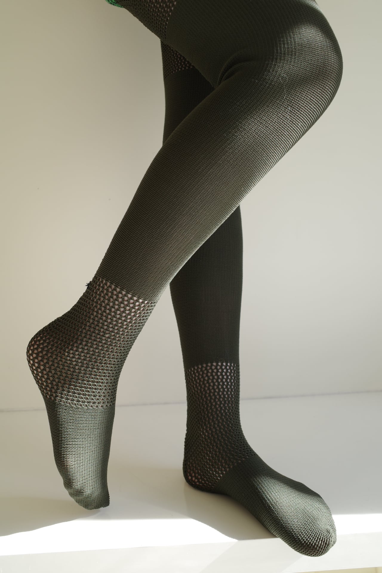 Isa Boulder 】GRADIENT TIGHTS | theour
