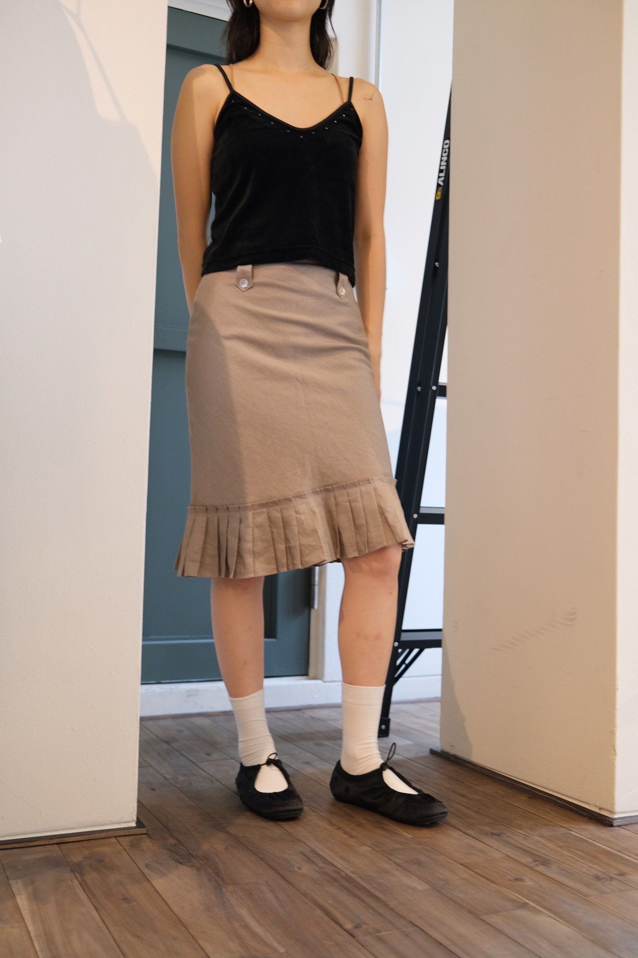 European linen tight skirt