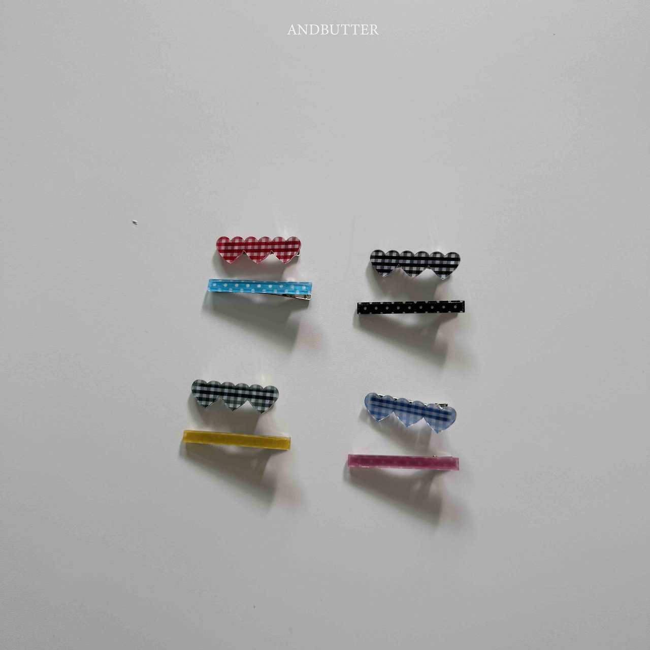 【予約商品】andbutter / Check dot acrylic pin