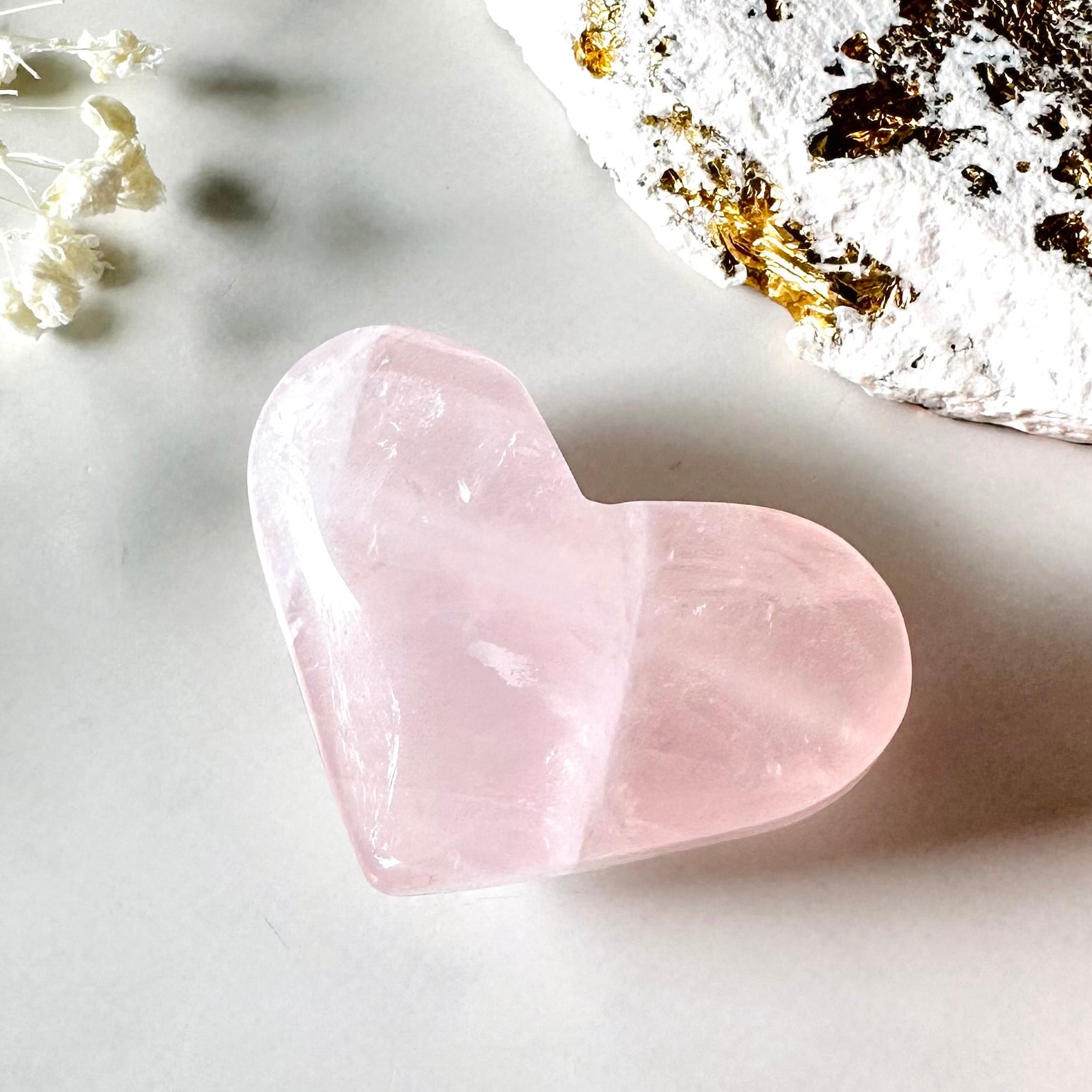 ローズクォーツ ハート型ストーン | Mt.Sophia 天然石屋さん／マウント