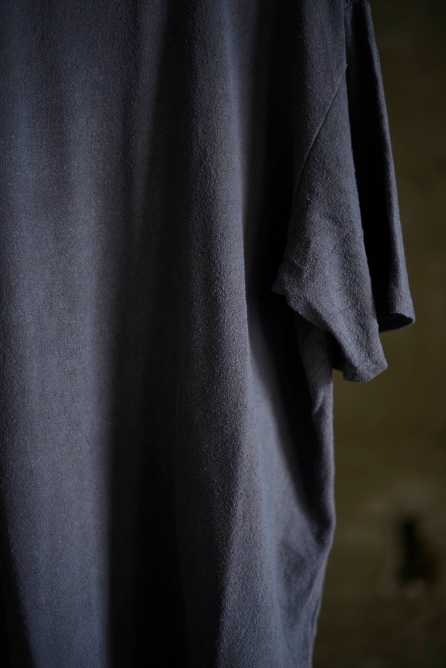 MITTAN / 強撚絹紬糸Tシャツ (薄灰)