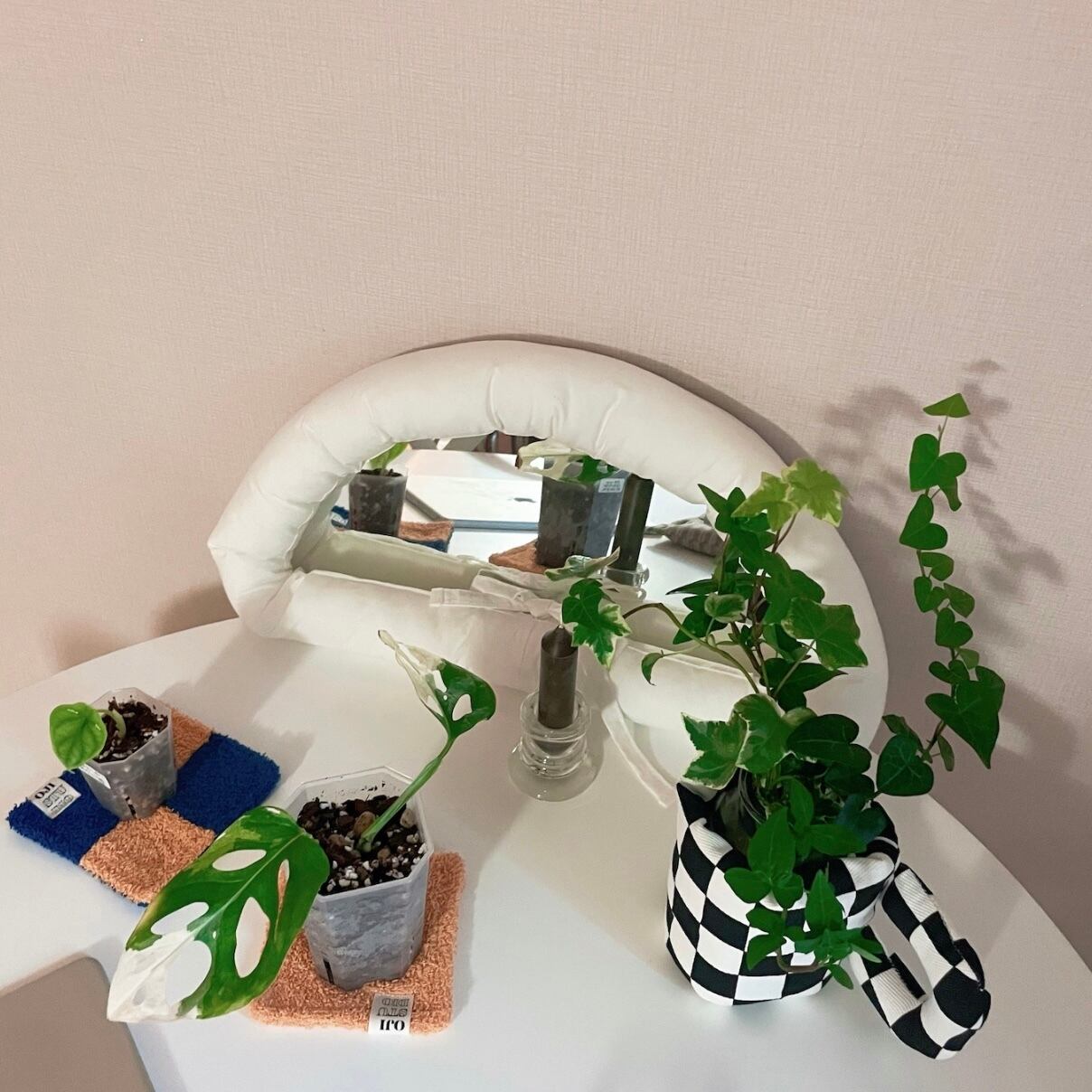 cushion mirror / クッション ミラー ハーフ オブジェ スタンド 壁掛け