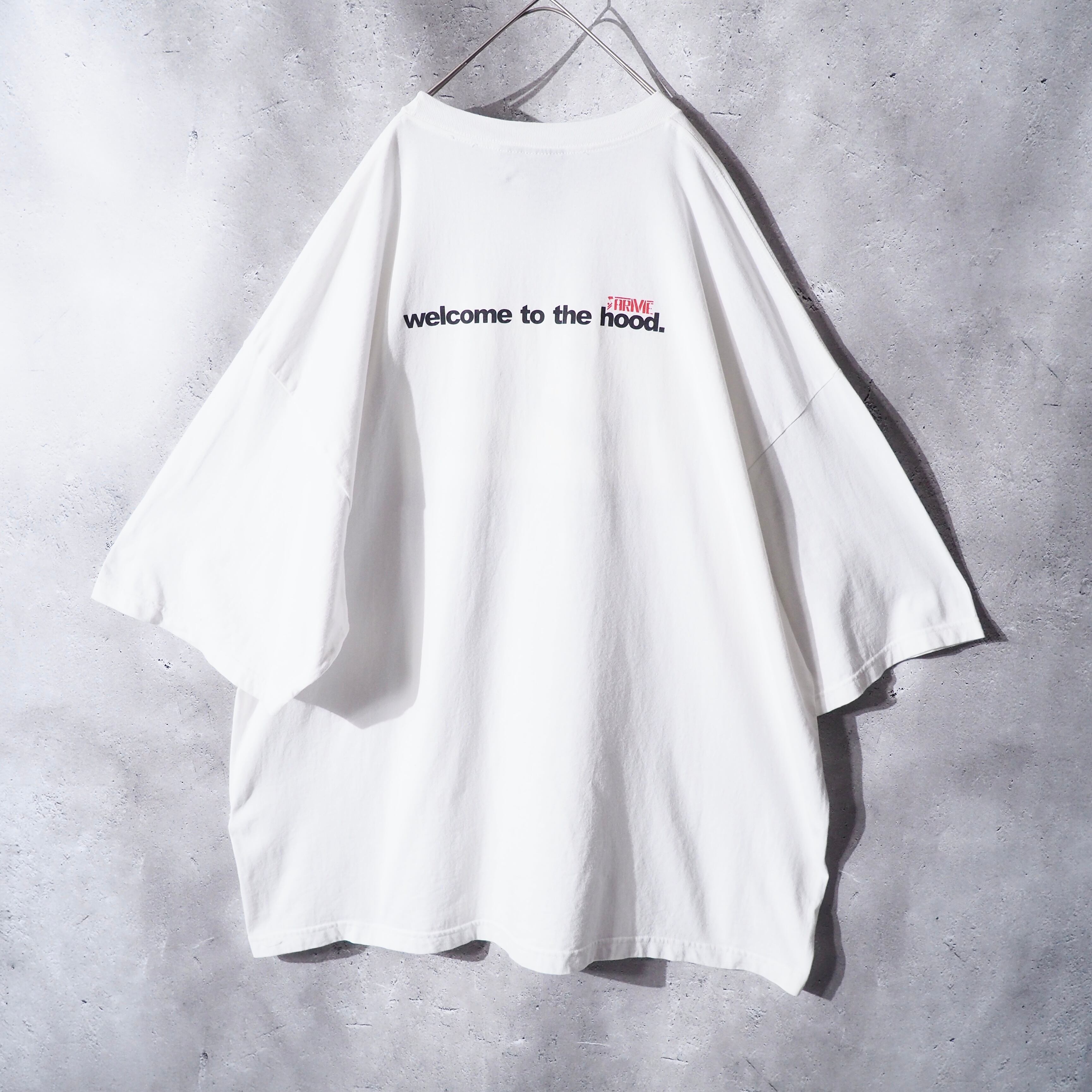 " Welcome to the hood - Gun and Knife " Graphic Printed Vintage Loose SS Tee