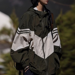 ボーダーフローウィンドブレーカー J0089