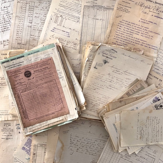 未選別･未検品 2.5kg程度 フランス 古い業務伝票・請求書など  2410013-6