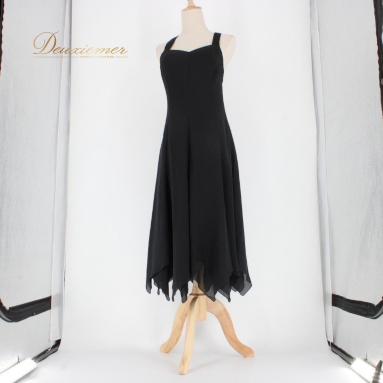 社交ダンス 衣装 スタンダード ドレス ワンピース レッスンウェア パーティドレス 黒 フォーマル SEKINE セキネ 無地 シンプル ブラック系 ファッション ドレスアップ おしゃれ 結婚式 服装 パーティー 芸能 舞台用 衣装 かわいい シンプルスタイル 大人 女性用 Mサイズ きれいめ 着回し ブラックフォーマル 軽やかライン 伸縮性なし シンプルデザイン 日本製