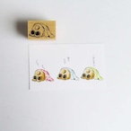 頭隠して尻隠さず 何かに怯えるクマ 寝坊 反省 はんこ 0375