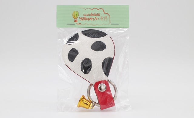 【牛柄】皮キーホルダー＆【さをり織り】気球型コースター4枚　計5点セット