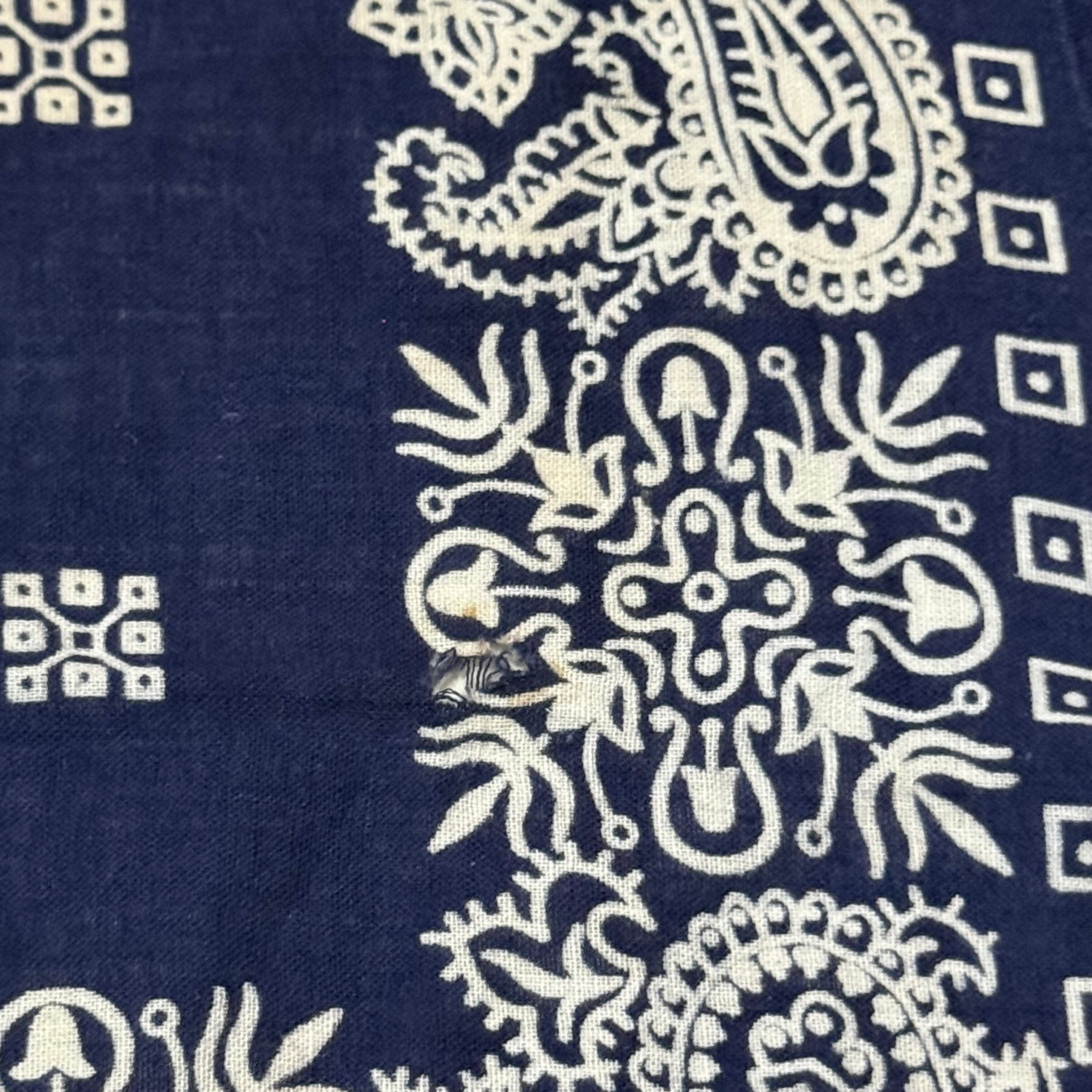 ジェイアダムス着用 VINTAGE Bandana cross Paisley navy made in USA