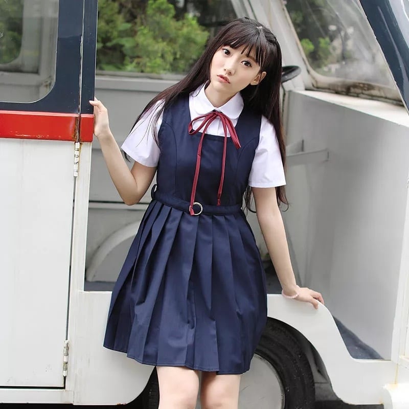 m-29 コスプレ衣装 夏 リボン付き制服 上下セット　大きめ