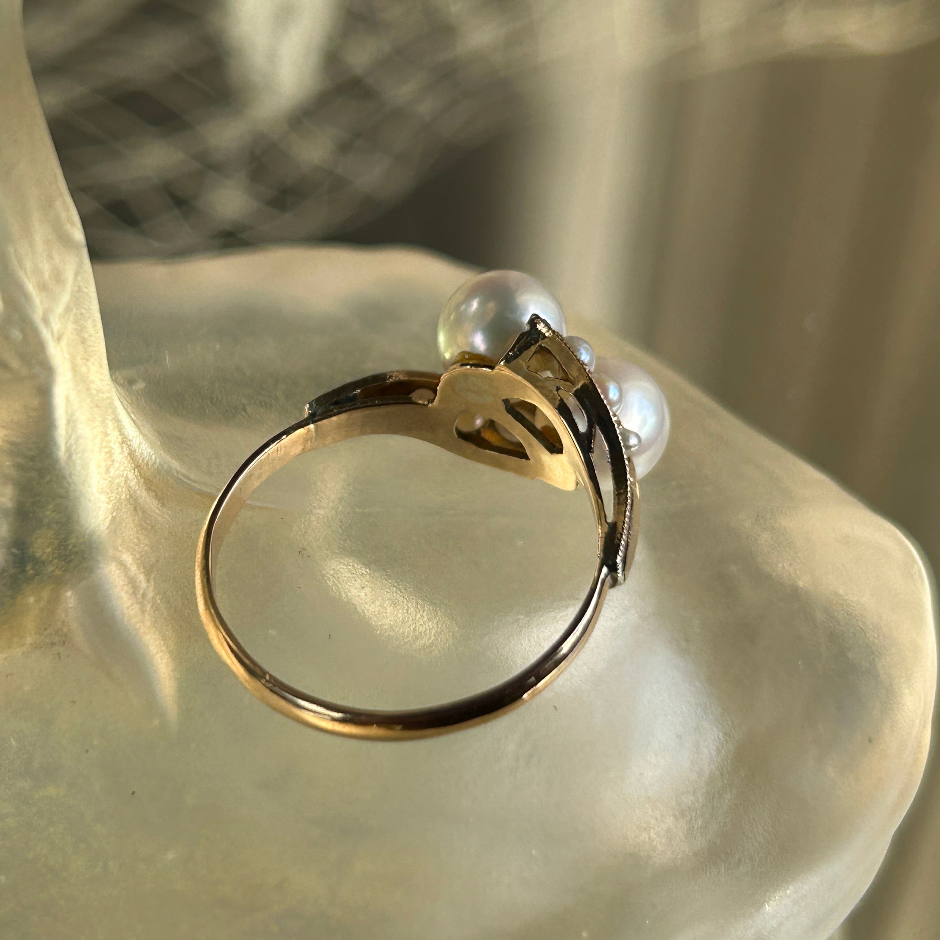 ヴィンテージ　18金美珠アコヤと芥子のトワエモアリング