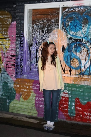 DoReMi Unique Series –  butterfly stitch pants