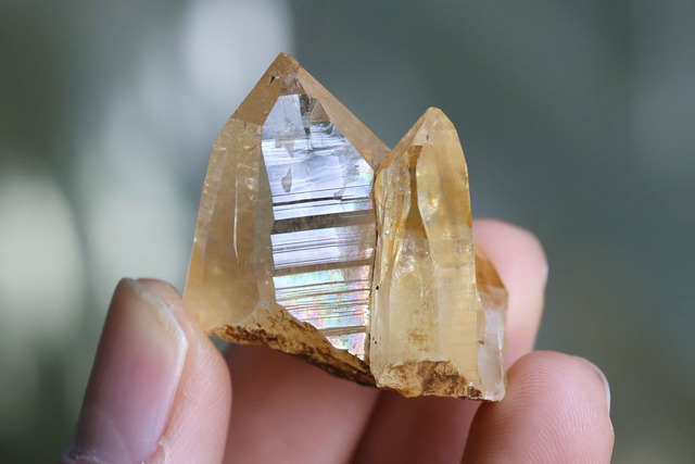 ヒマラヤ水晶 ガネーシュヒマール産 ゴールデンヒーラー