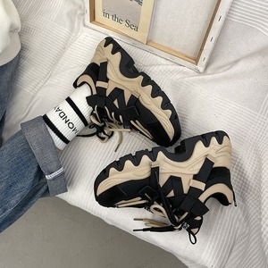 レディース スニーカー ランニング スポーツ ダッド レースアップシューズ 5cm 厚底 ラウンドトゥ 美脚 脚長 PU かわいい 大人可愛い シンプル カジュアル おしゃれ かっこいい スポーティー マニッシュ ボーイッシュ こなれ感 無地 春 夏 秋 冬 オールシーズン 通勤 通学 デート お出かけ 運動 ショッピング カフェ デイリー 普段使い お揃い 韓国 コーデ スタイル 22.5cm 23.0cm 23.5cm 24.0cm 24.5cm 25.0cm 大きい 黒 茶色 ブラック ブラウン