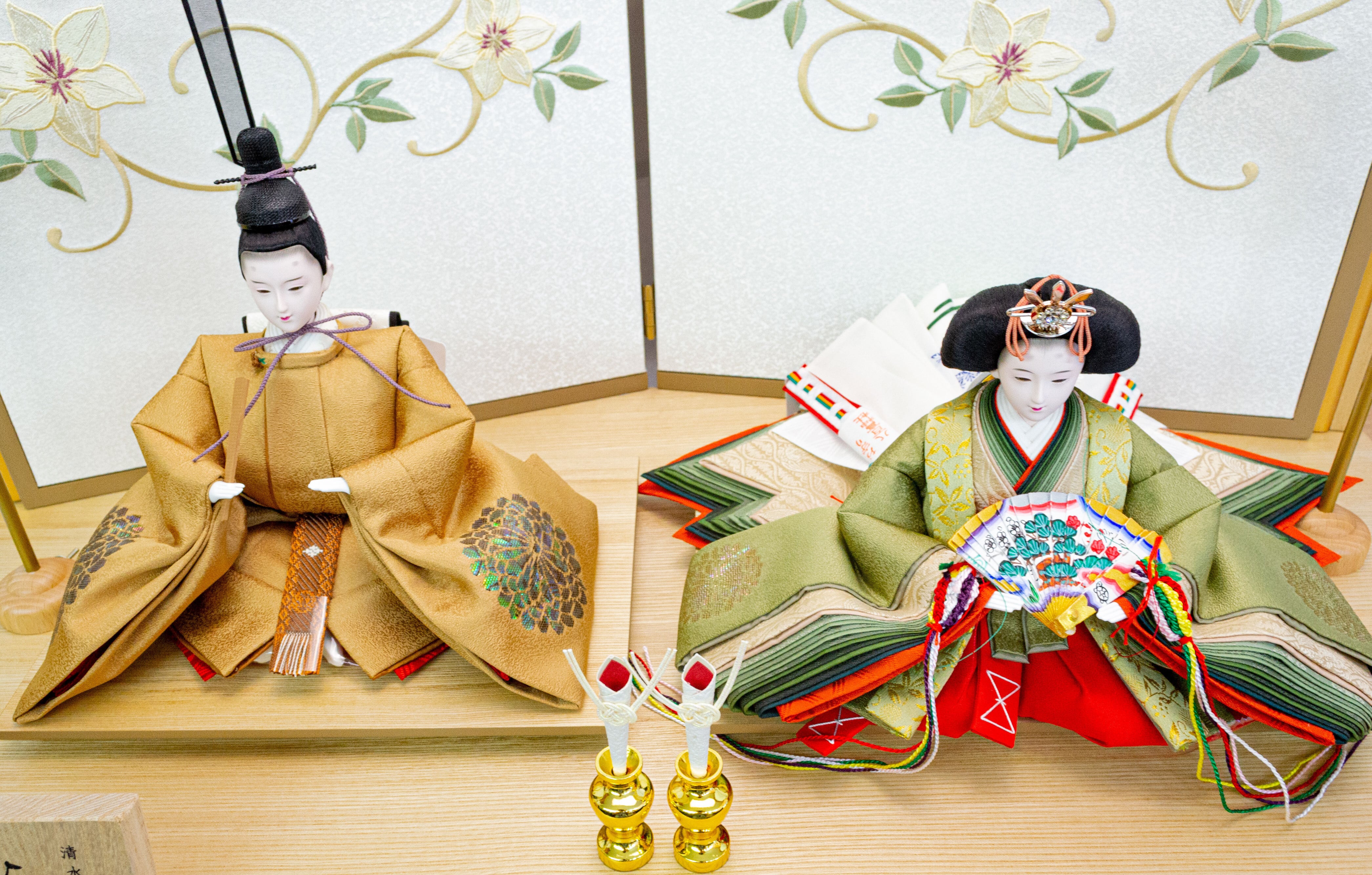 清水久遊　親王飾り「螺鈿 百丸菊」