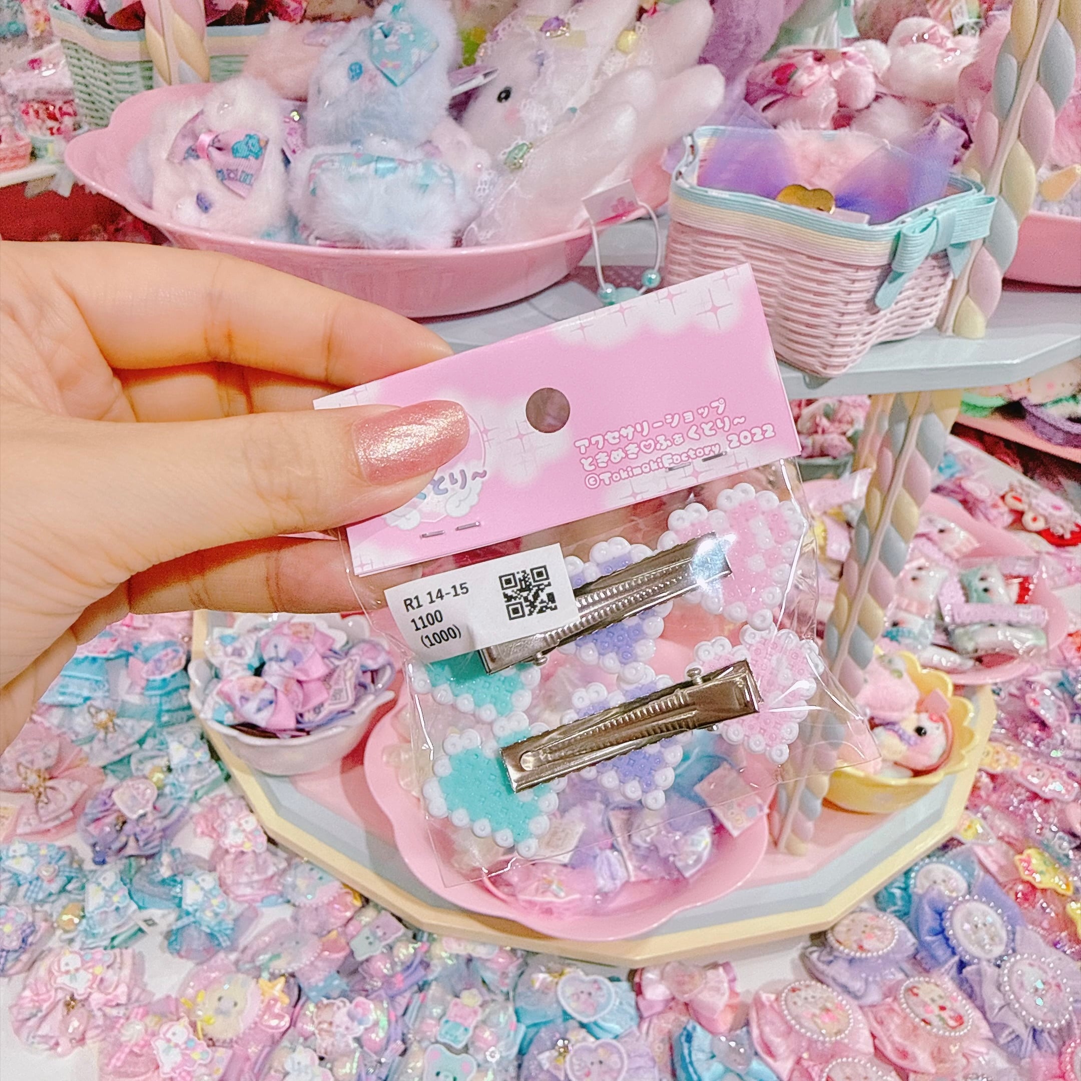 【R1】14-15 3連ハートヘアクリップツイン