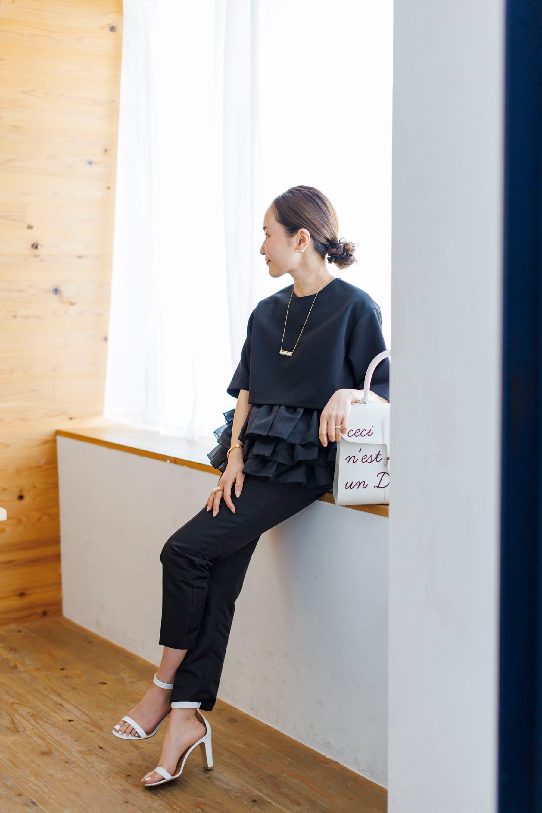 未使用】Bluelea Hem tulle docking pullover黒 - メルカリ｜半袖(Tシャツ)