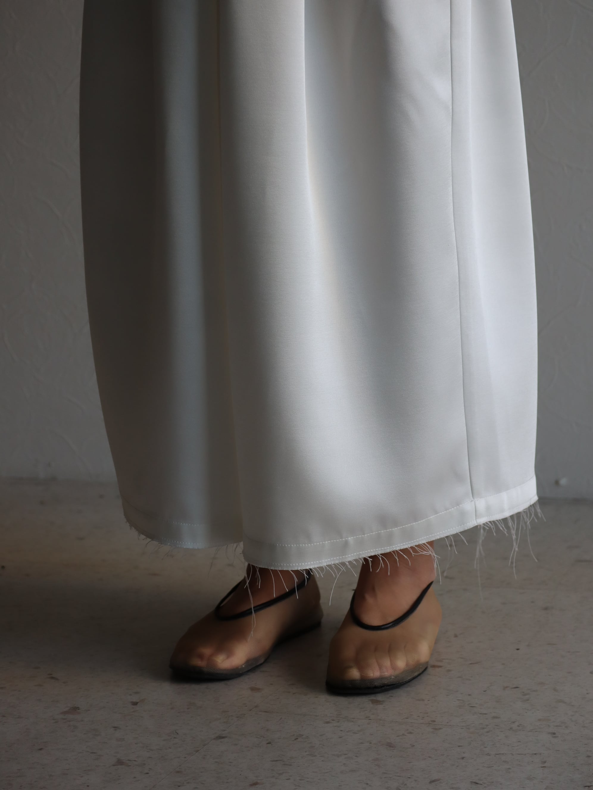 パンツ ella selectshop silky twill skirt pants SS23402_Cover_RominaSilkFaille