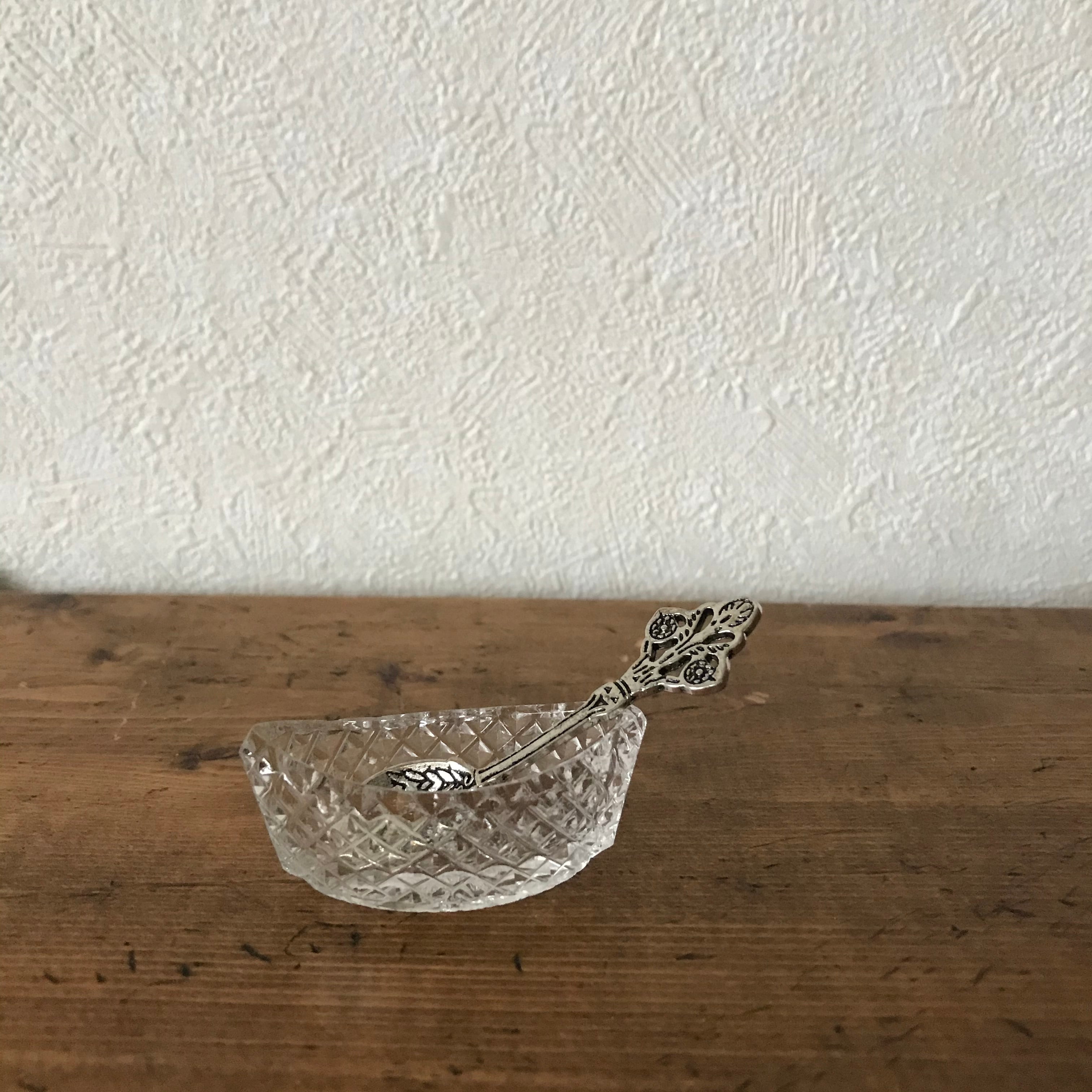 ガラスとスプーン