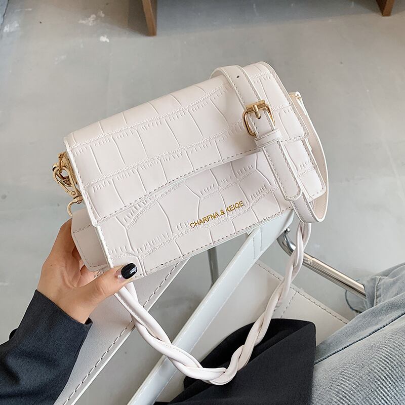 ネットレッドレディースバッグ2020新しいトレンディな夏のオールマッチメッセンジャーバッグファッション手織り小さな正方形のバッグ Tiancai_Wing_Bag0333944