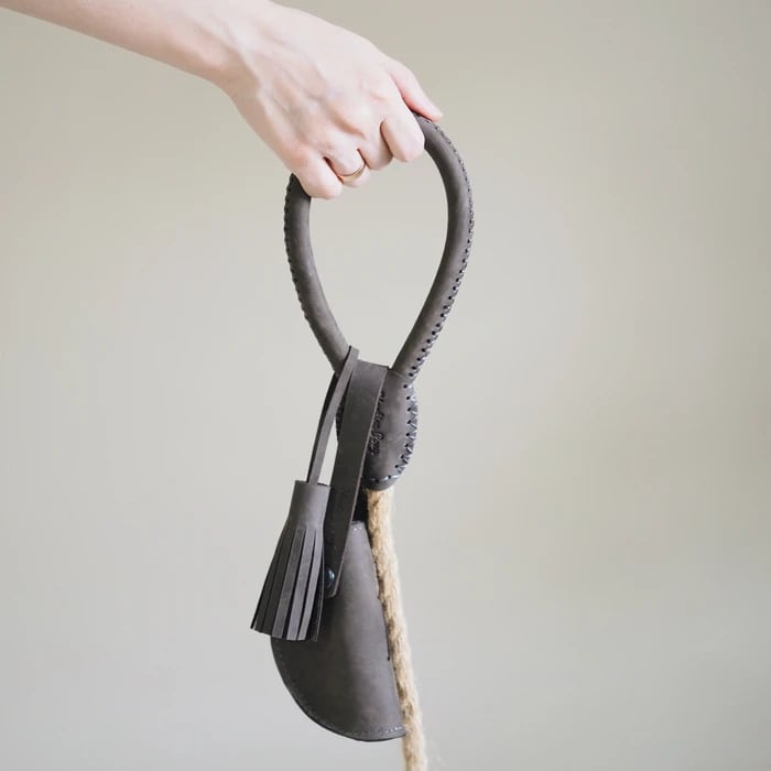 Hunting Pony ハンティングポニータッセル付リード Hunting Pony ドッグリード・カントリーポニーv.1 | THE DAY