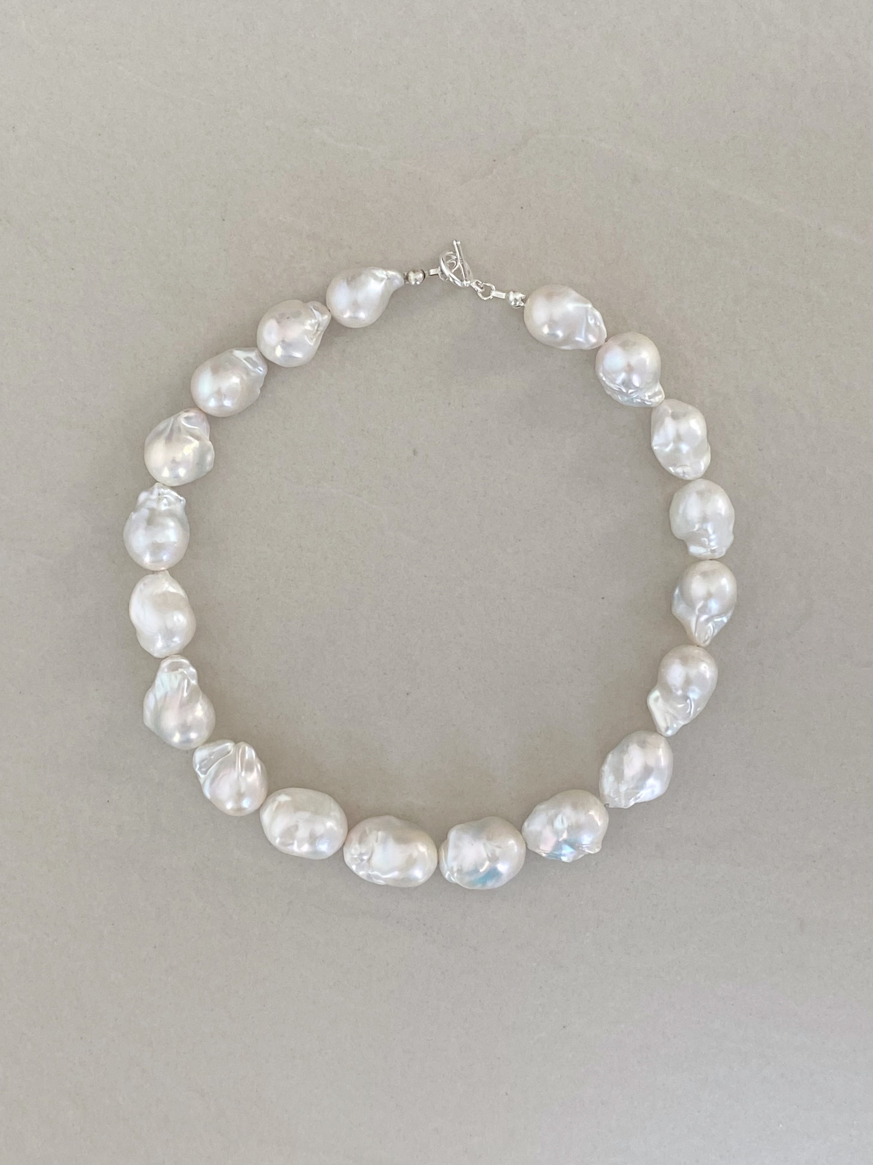 oyster baroque pearl necklace | elem