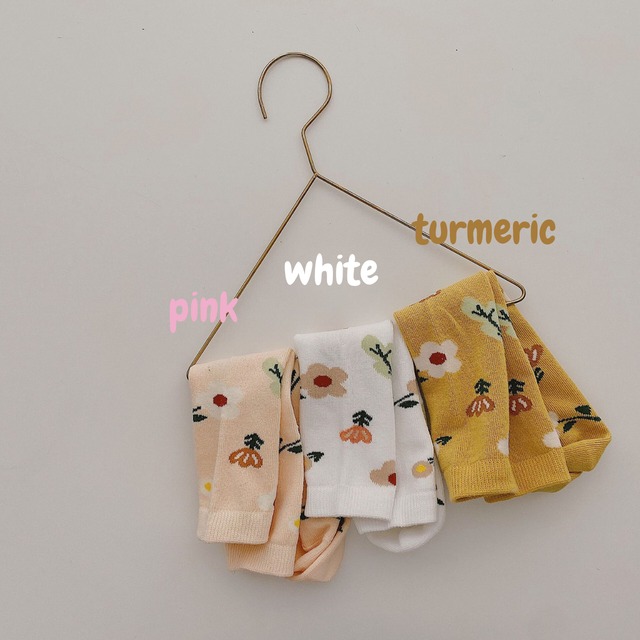 【即納】踵なし花柄デザイン靴下 全3色