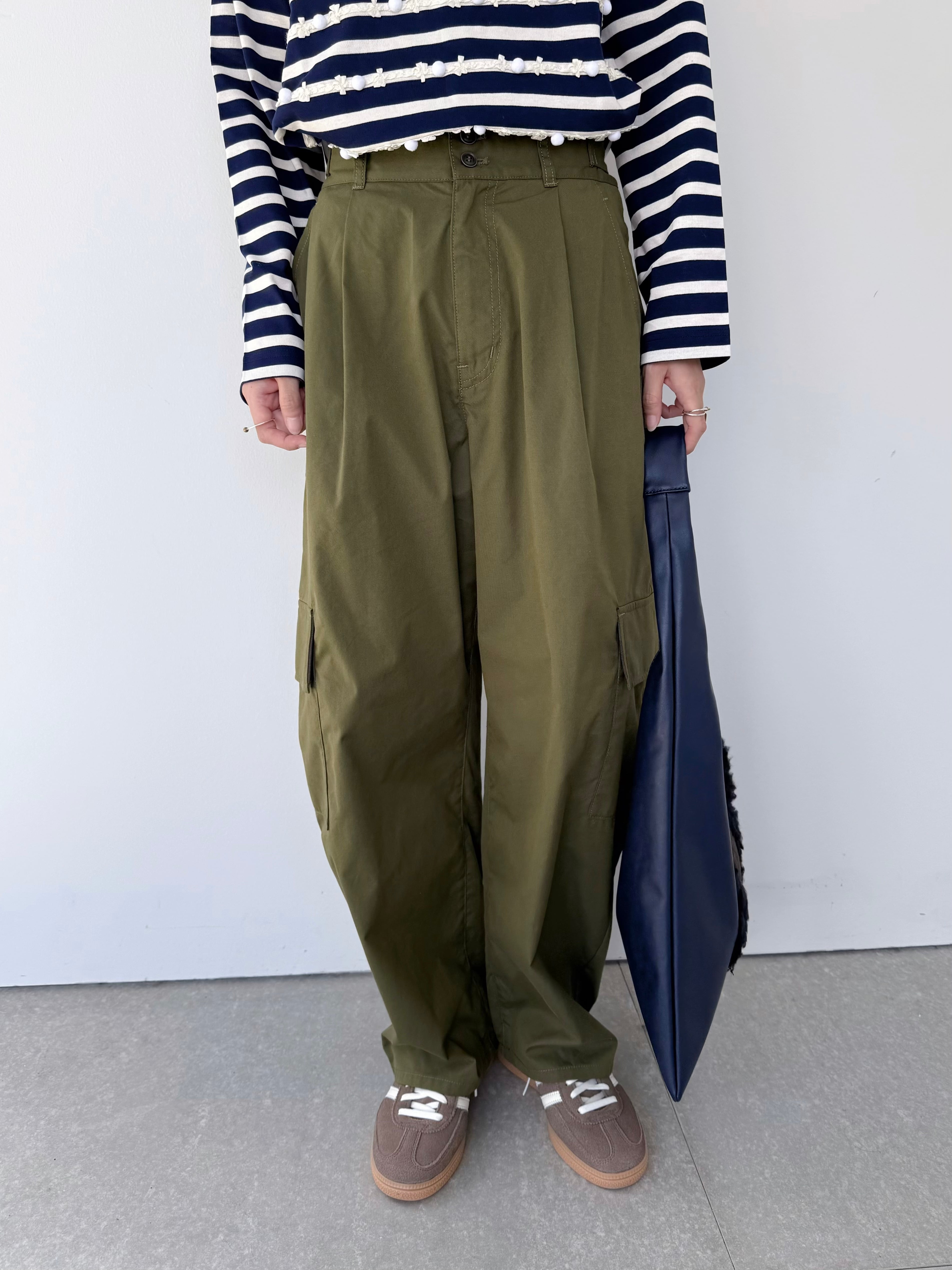 COEL フロッキー加工バレルレッグパンツ | KOKO