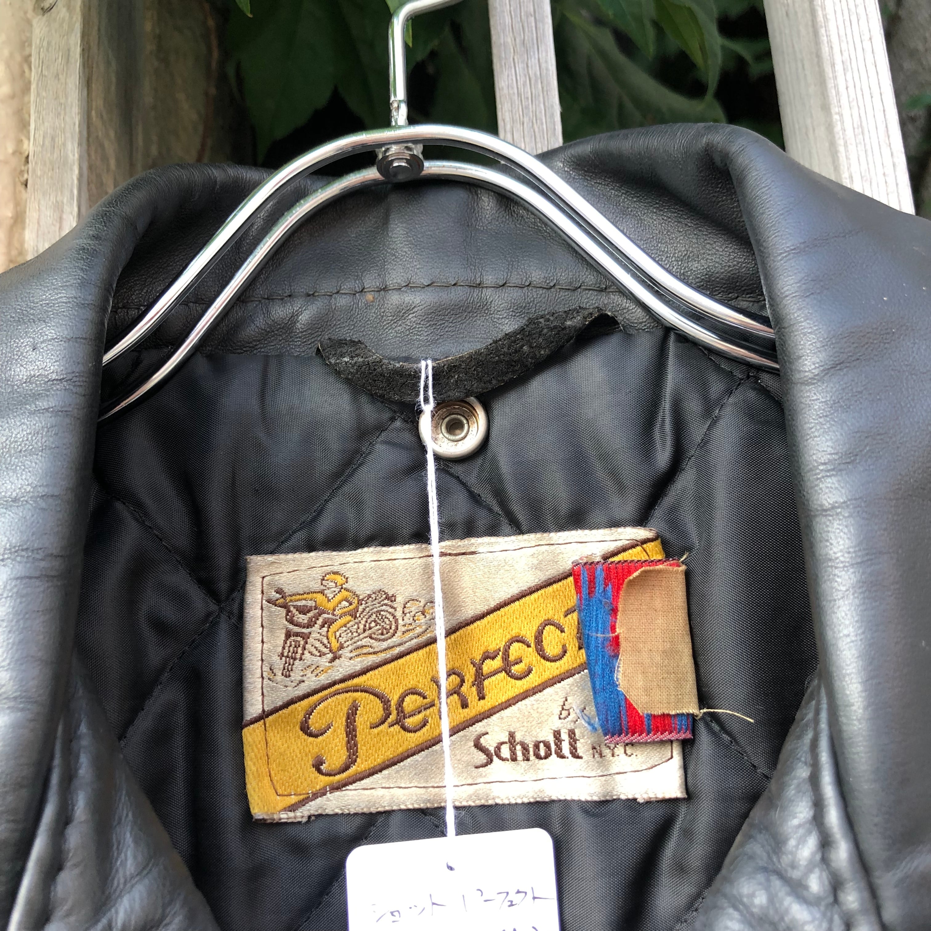 36インチ(Mサイズ) Schott Perfecto leather riders jacket 36インチ(Mサイズ) Schott Perfecto leather riders jacket