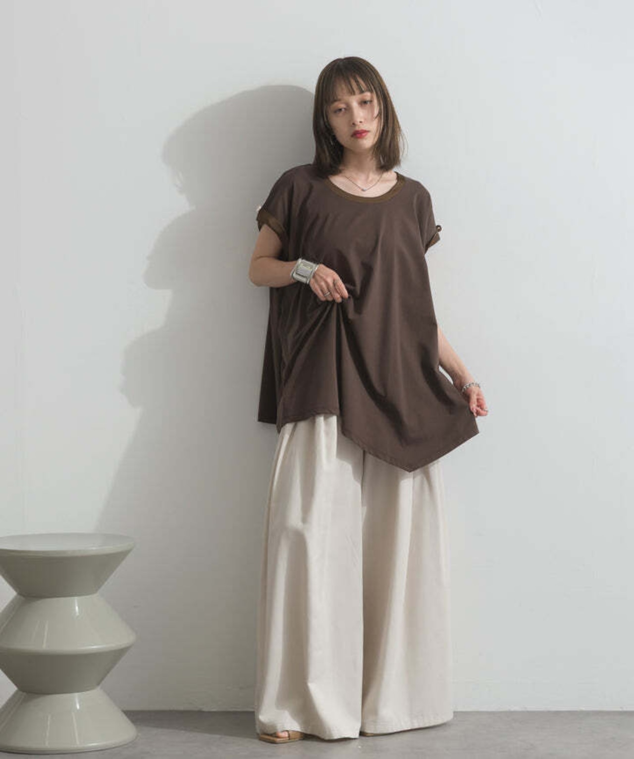 32884 サテン部分使いアシメチュニックTシャツ brown