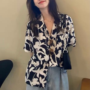 モノクロフラワーシルエットオープンシャツ　A0584