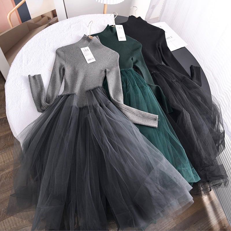 再入荷 全2色ハイネックチュールスカートワンピース Rose Aura 再入荷 全2色ハイネックチュールスカートワンピース Rose Aura