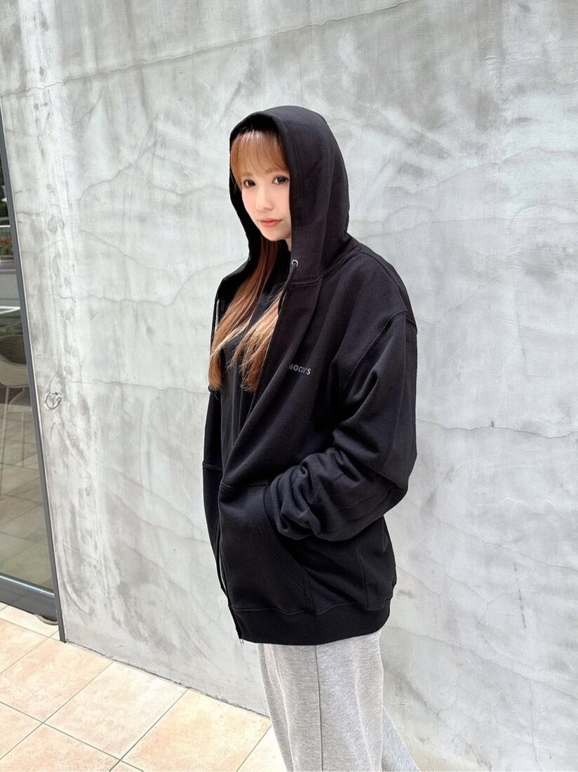再入荷！LIFE IS ALL ABOUT YOUジップパーカー￥7,200+tax | mocoa's inc
