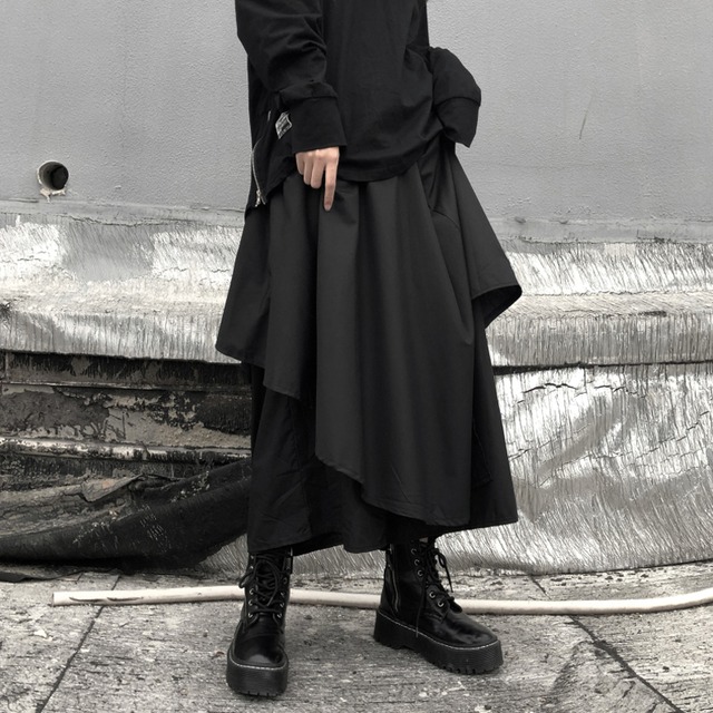 ボトムス ワイドパンツ スカート レディース 送料無料 ティアードスカート アシンメトリー ブラック かっこいい 個性的 アンクル丈 モード系 存在感 モダン モノトーン コスプレ ハロウィン ラップスカート Aライン ボリューム ロング丈 引き締め 着痩せ 黒コーデ パンク ヴィジュアル ストリート ユニセックス モノクロ メンズライク マニッシュ こなれ感 10代 20代 30代 ラフ クール ストリート カジュアル ドッキング セミフレア 巻きスカート ジェンダーレス ワイパン インスタ