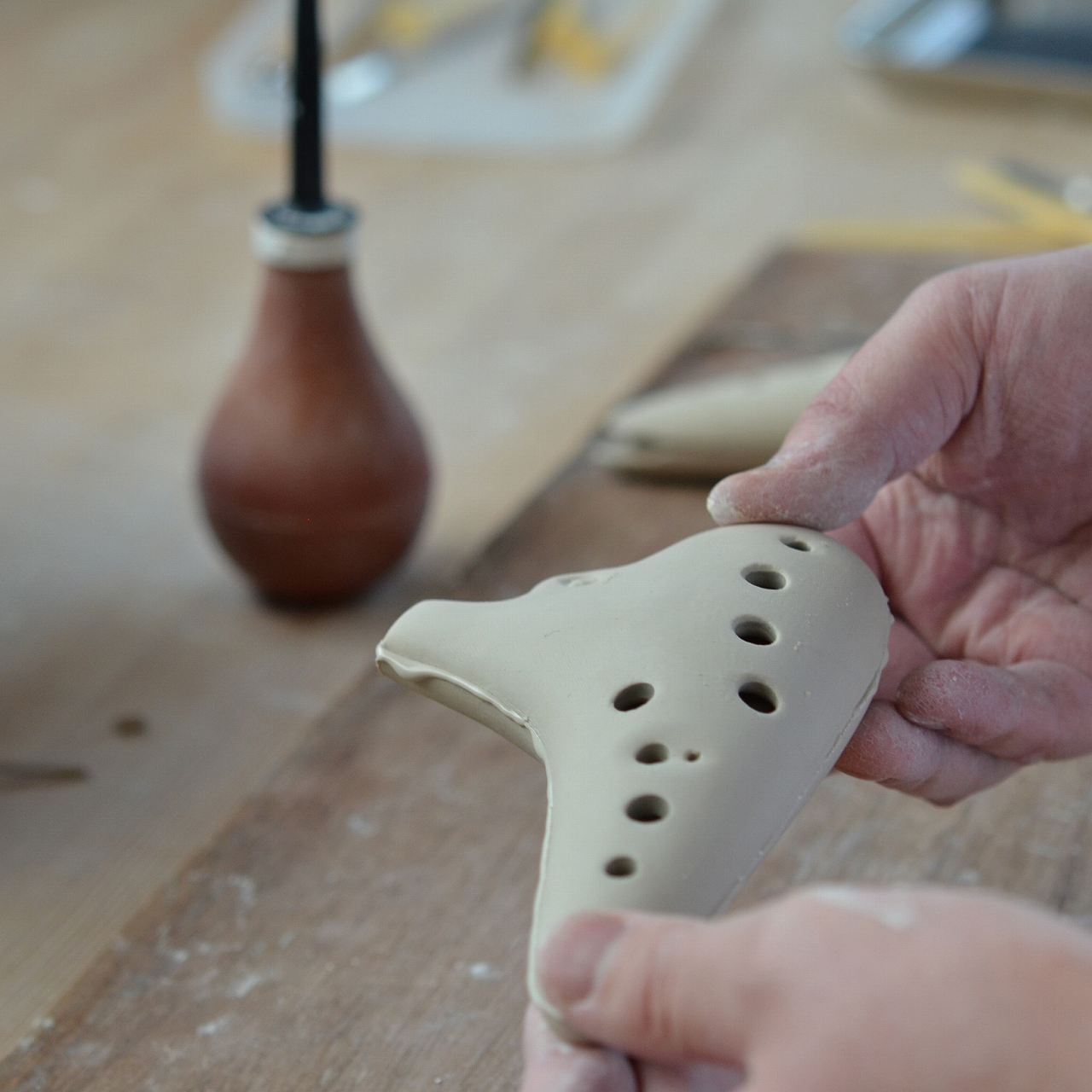 MOMOYAMA period ～プロのオカリナ奏者が認める美濃焼オカリナ～ 国際