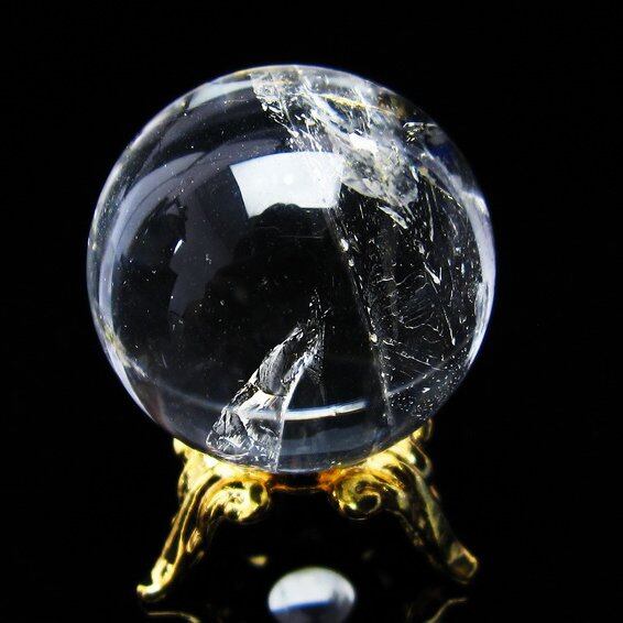 水晶玉  虹入り 26mm 丸玉 スフィア 置物 一点物 141-5018
