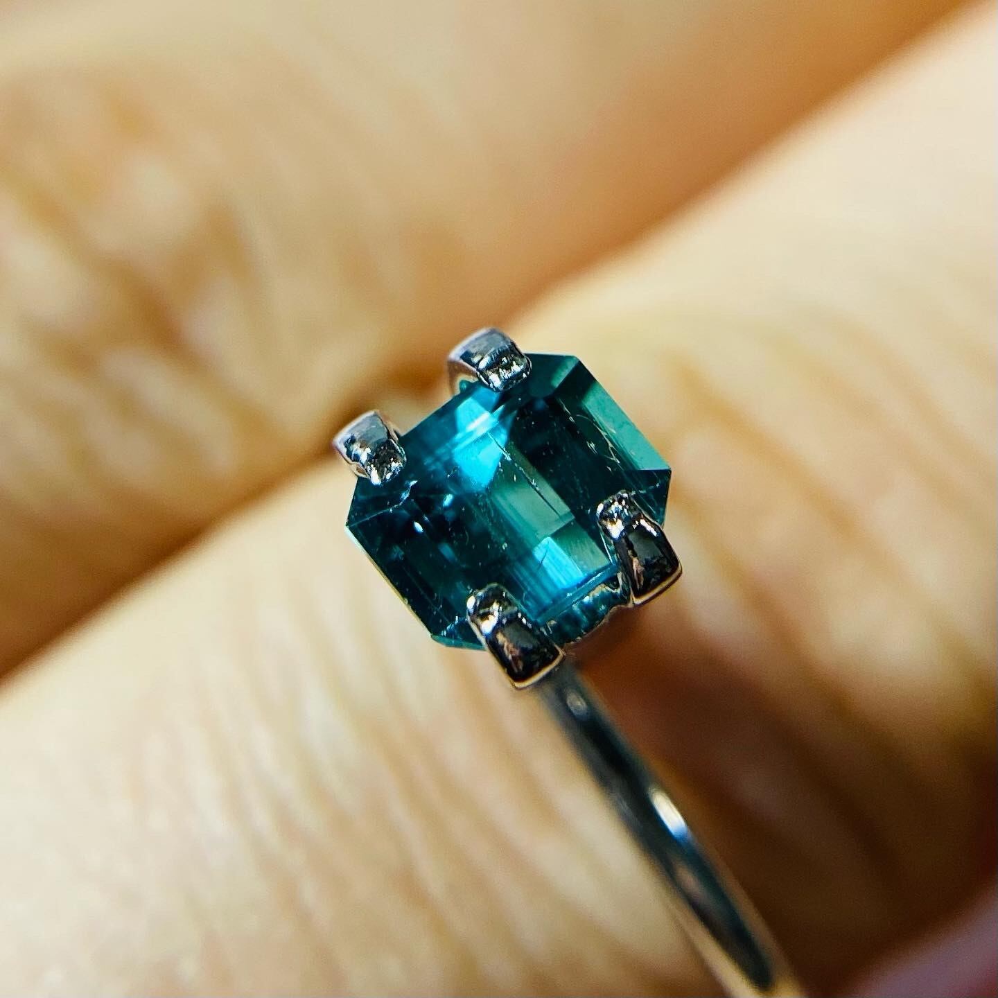 ラグーン〜ピーコック+ネオン感な極上カラー トルマリン4