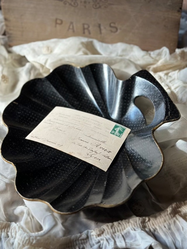 ナポレオン三世様式 パピエマシェ製 漆黒シェル型トレイ