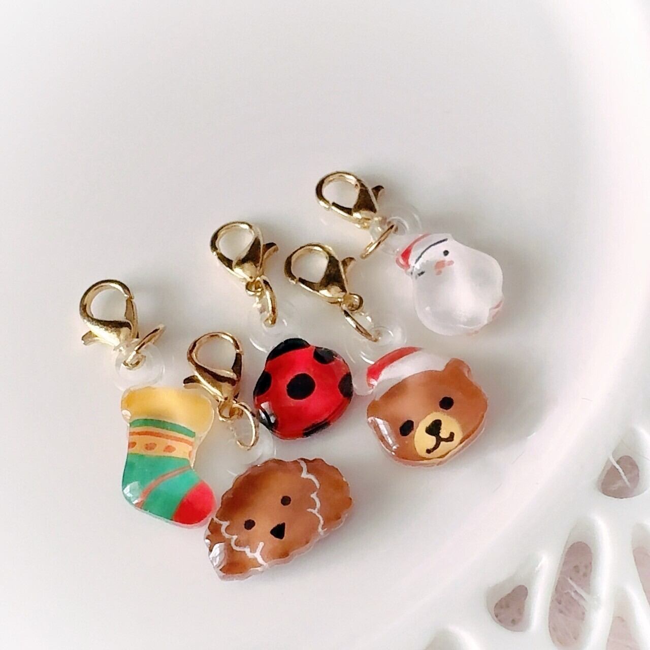 ☆プードルとハートが可愛いフリル猫ちゃんチャーム☆ アクセサリー ☆プードルとハートが可愛いフリル猫ちゃんチャーム☆