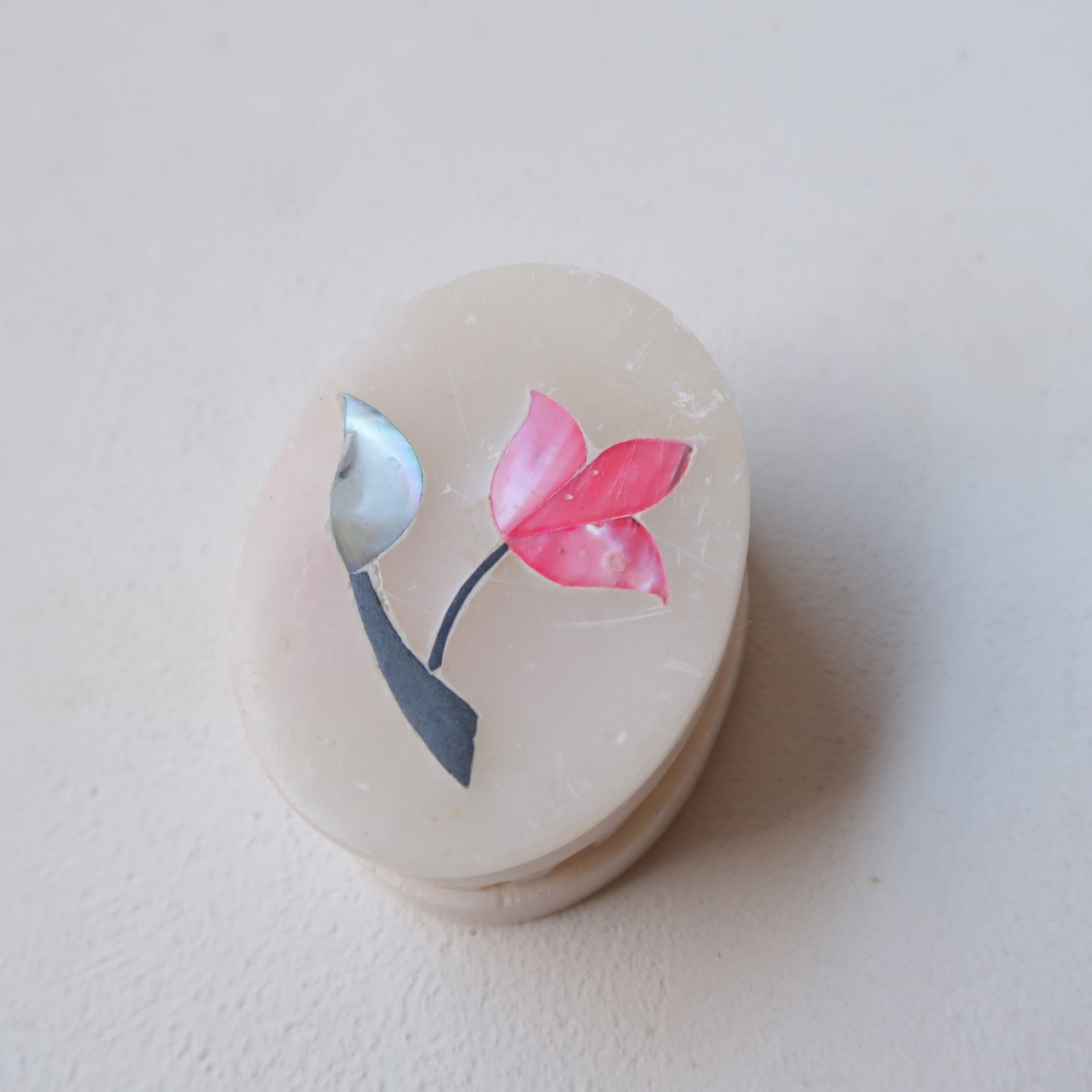 小さなお花のケース