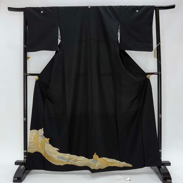 1000円台着物 黒留袖 リサイクル着物 安い リメイク 中古 礼装 ポリエステル リユース 4996
